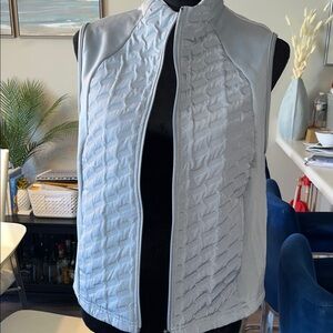 Xersion Women's Light Gray Textured Vest